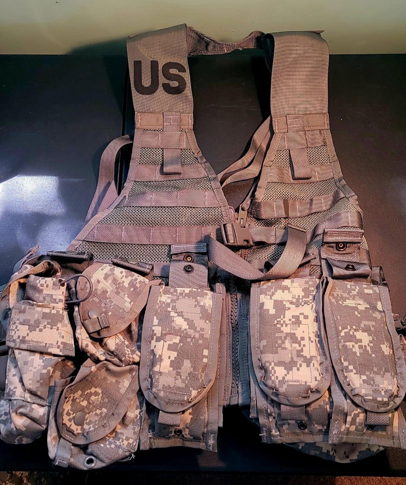 Specialty Defense MOLLE II FLC Tactical Vest M/L Gray Digital Camo w/ 7 Pouches