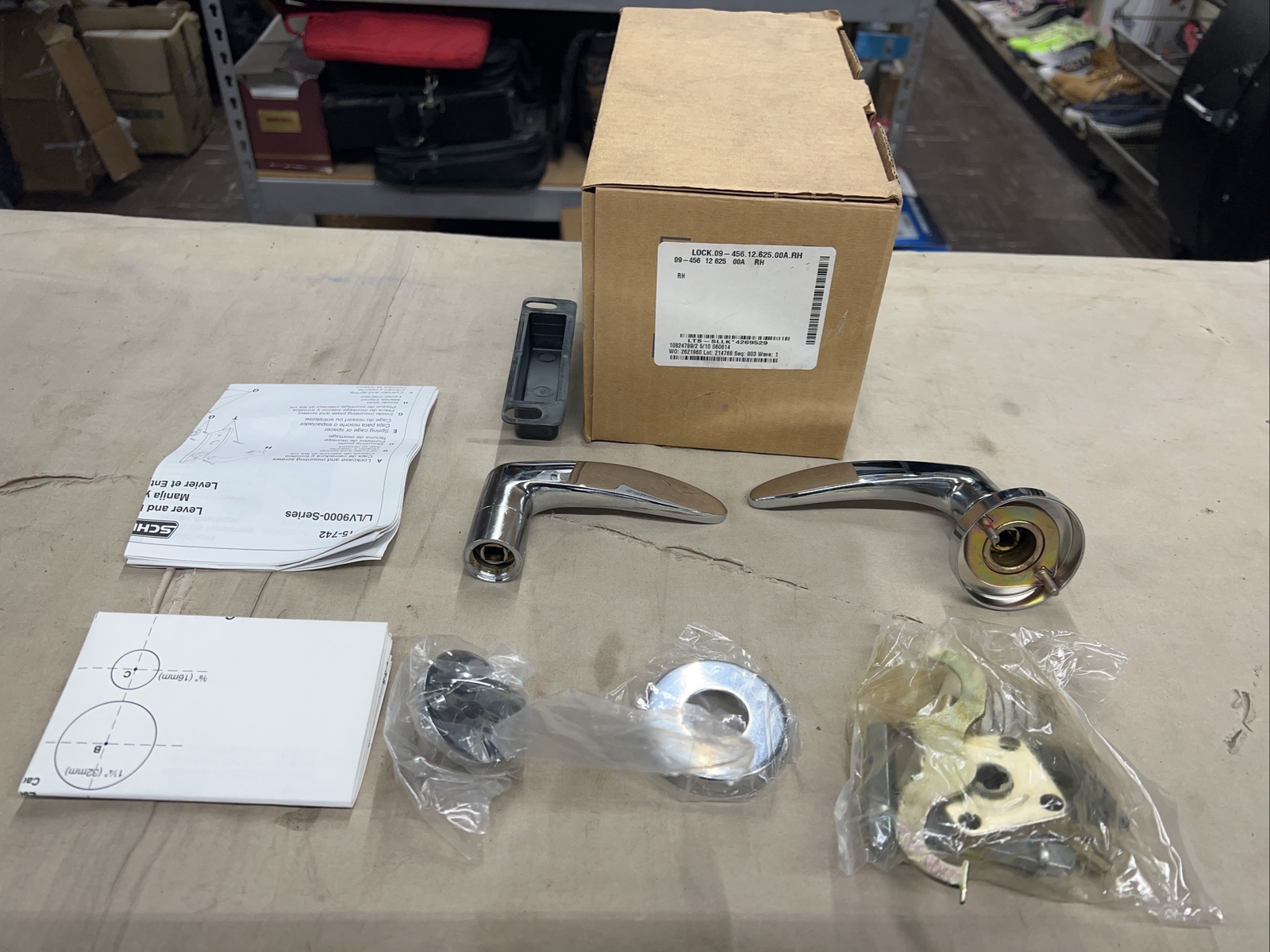 Schlage 09-456 12 625 RH Mortise Lock Standard Lever Bright Polished Chrome