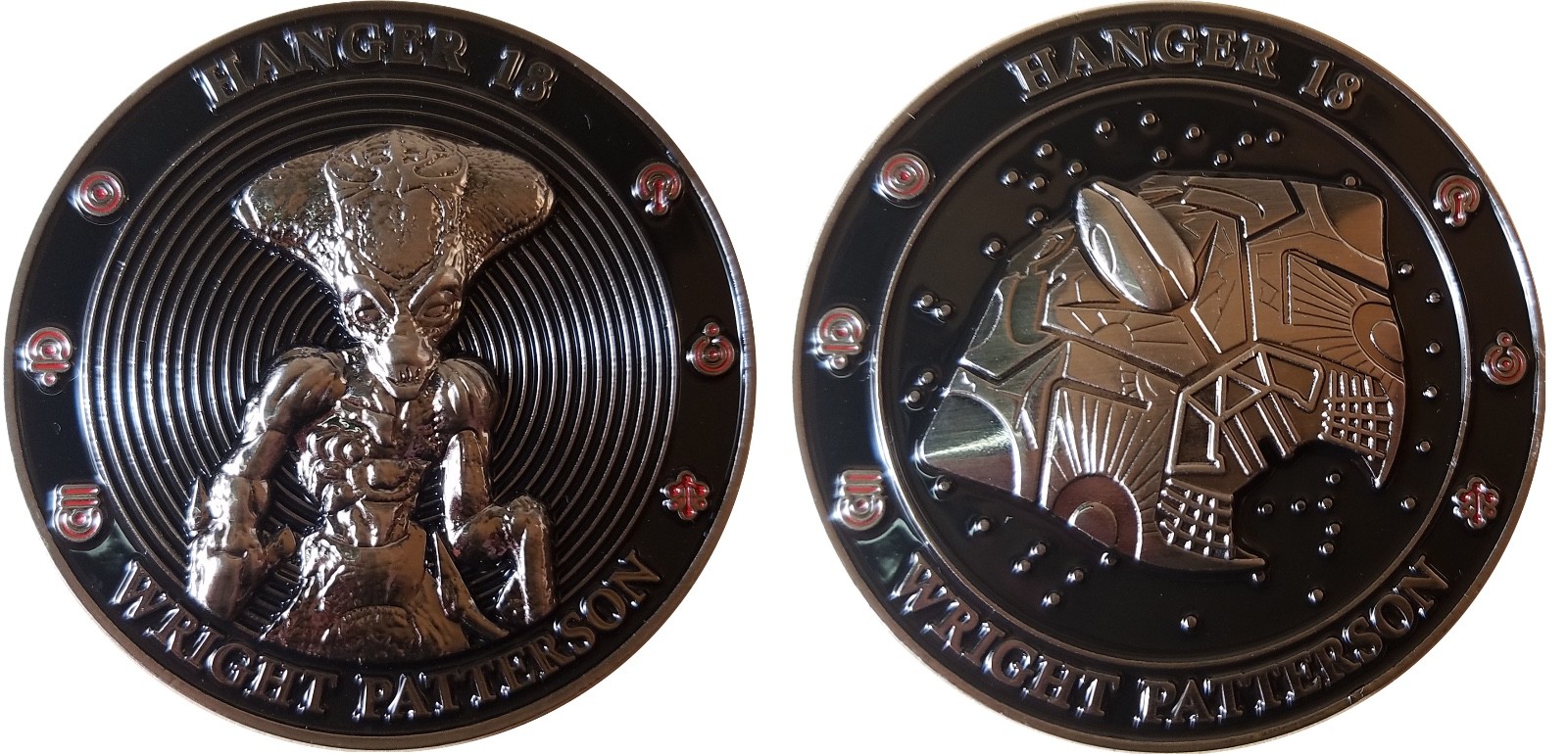 Wright Patterson AFB Ohio Hanger 18 independence day challenge coin 2" 60