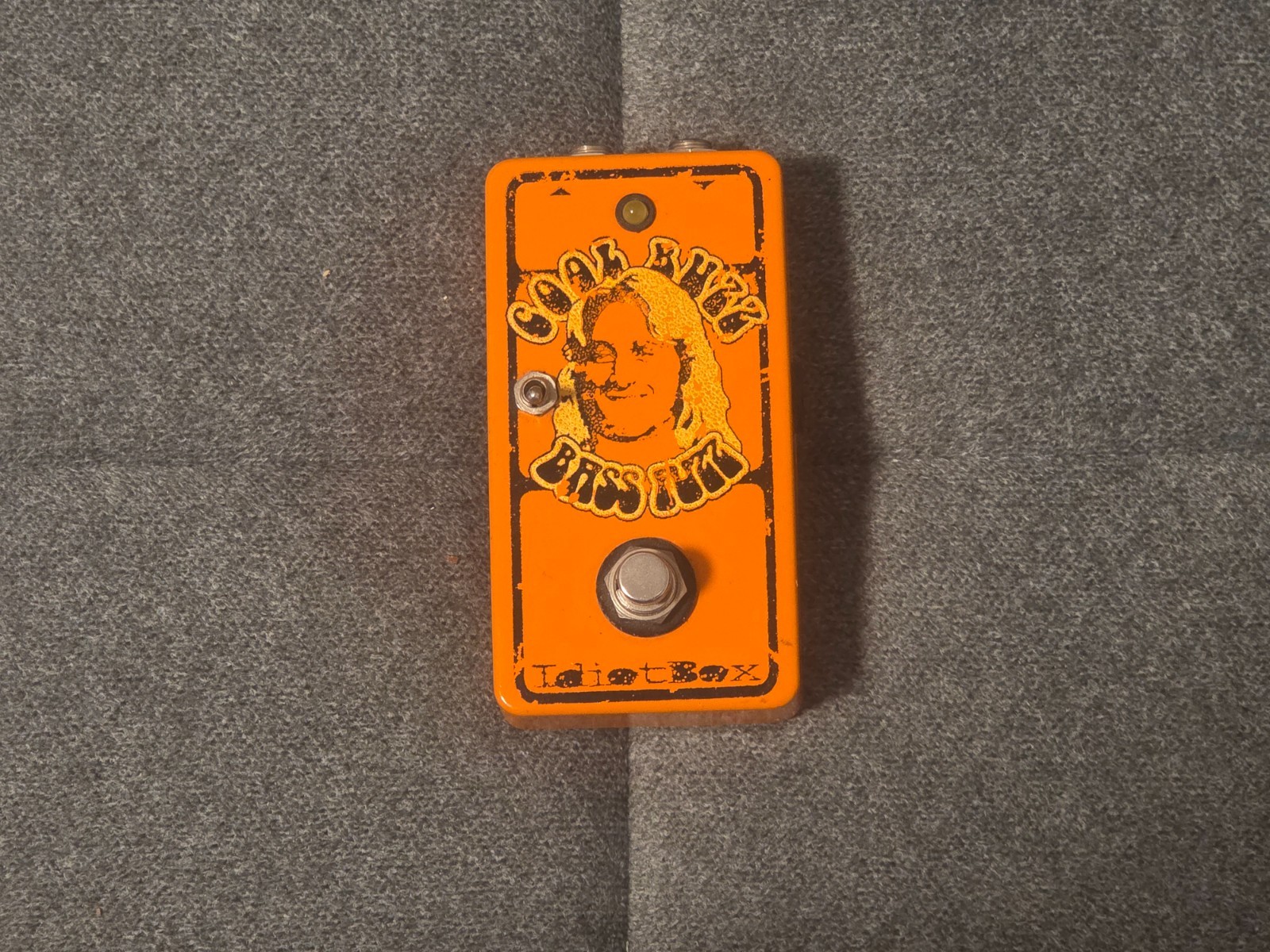 IdiotBox Effects Cool Buzz V2 Bass Fuzz Pedal - Owned By Juan Alderete