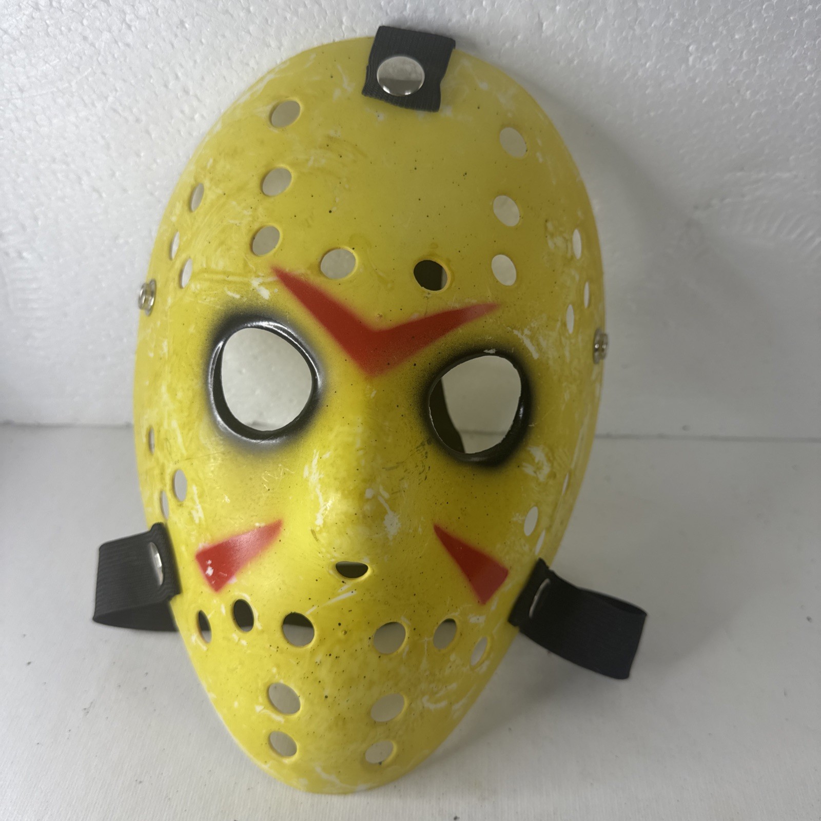 Used Friday The 13th Goalie Hockey Mask Jason Voorhees Replica Aged Movie Prop..