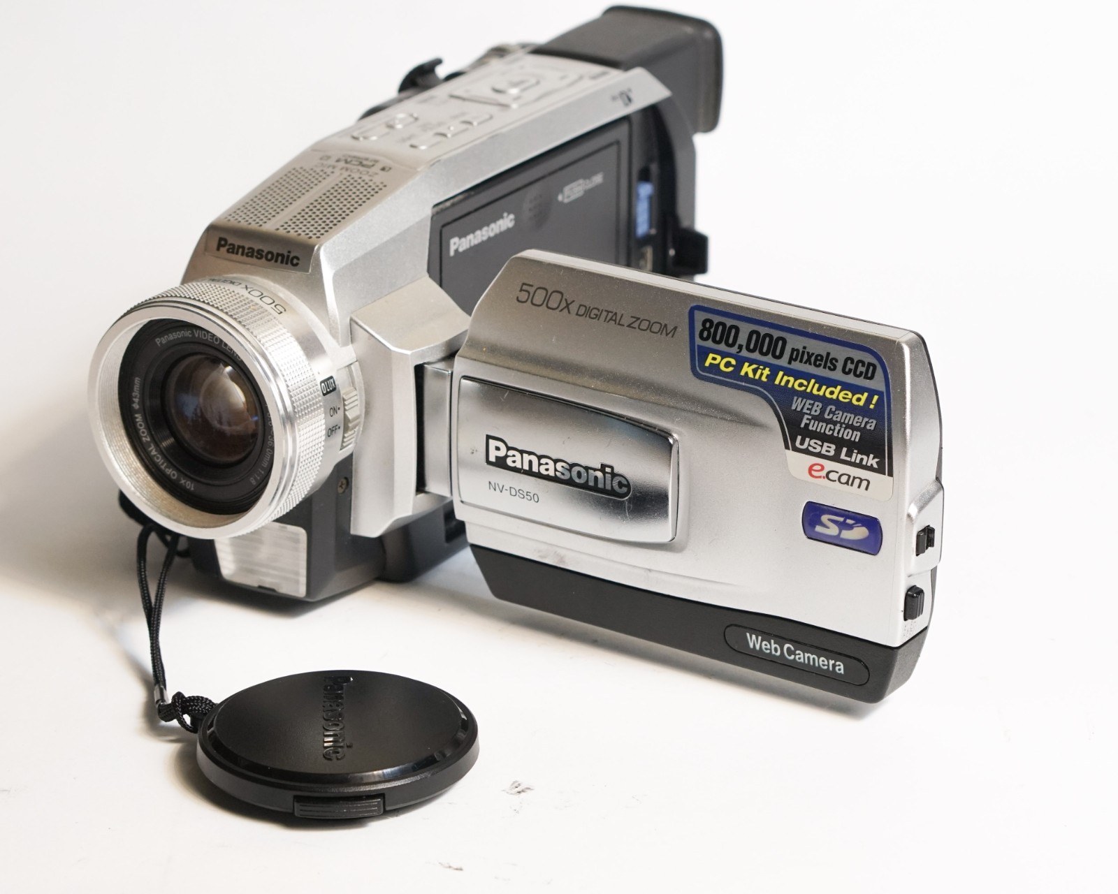Near Mint Panasonic NV-DS50 MiniDV Camcorder – Open Box - Night Shot – Full Kit