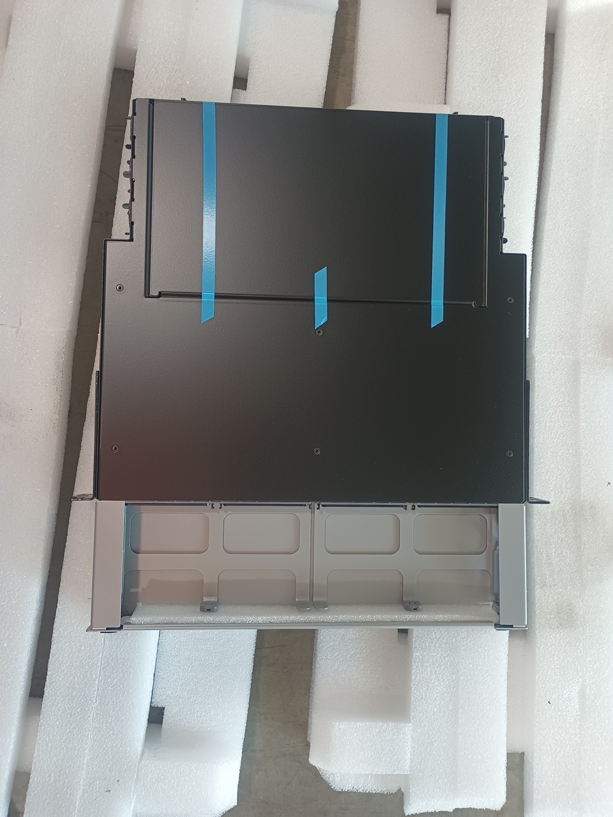Commscope 760209940 HD-1U SLIDING FIBER SHELF .