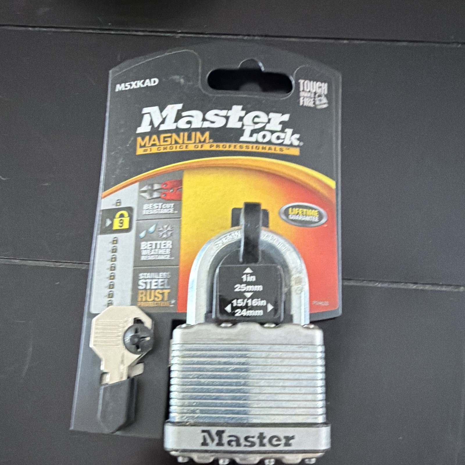 Master Lock Magnum M5XKAD Keyed Different Padlock KAD 3/8 in Shackle Silver