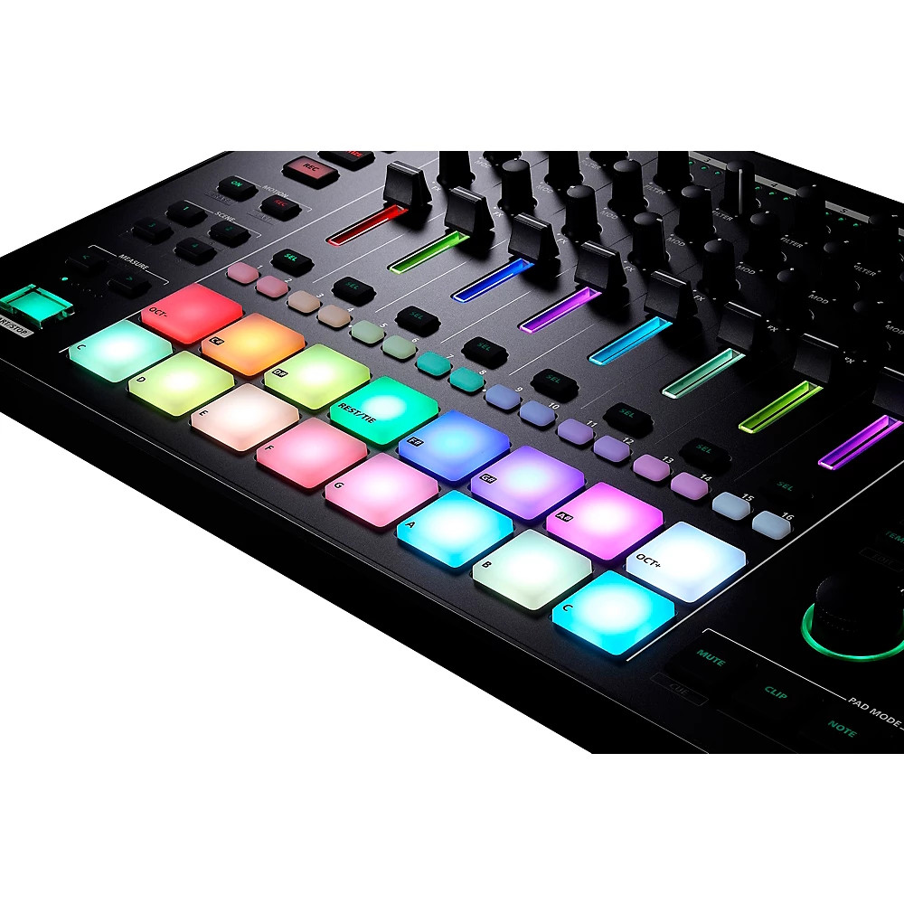 Roland MC-707 GROOVEBOX Refurbished