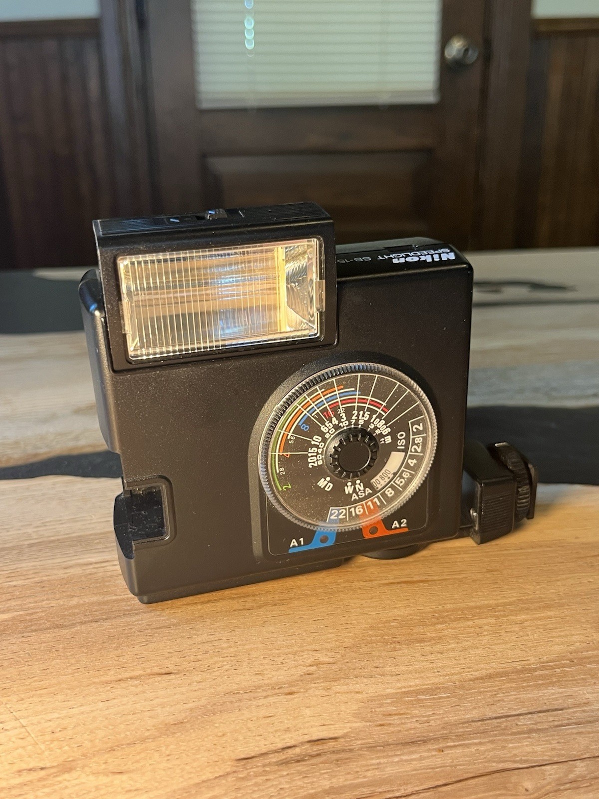 Vintage Nikon SS-15 Camera Flash w/Case