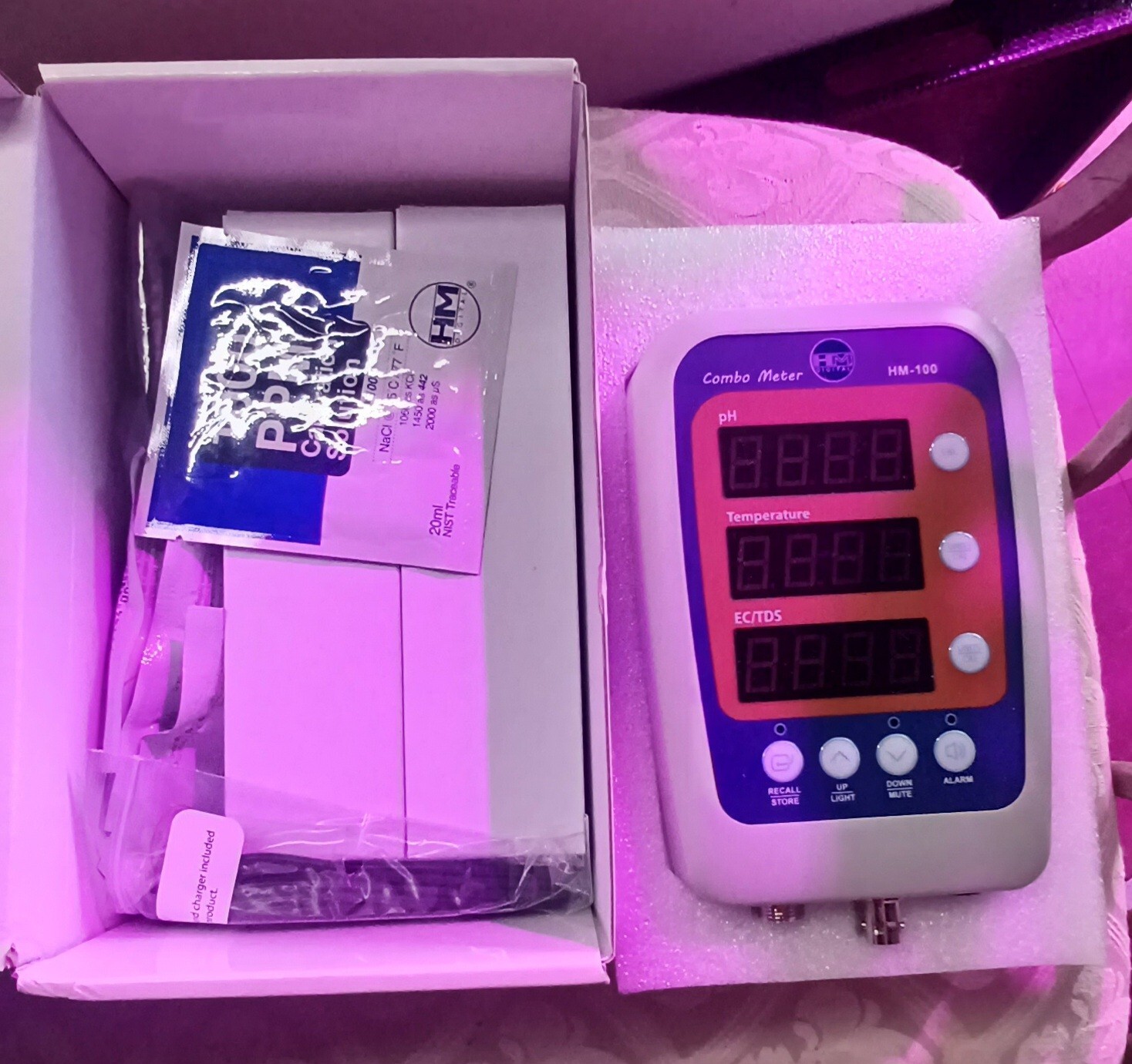 HM Digital HydroMaster HM-100 Continuous pH/EC/TDS/Temp Monitor