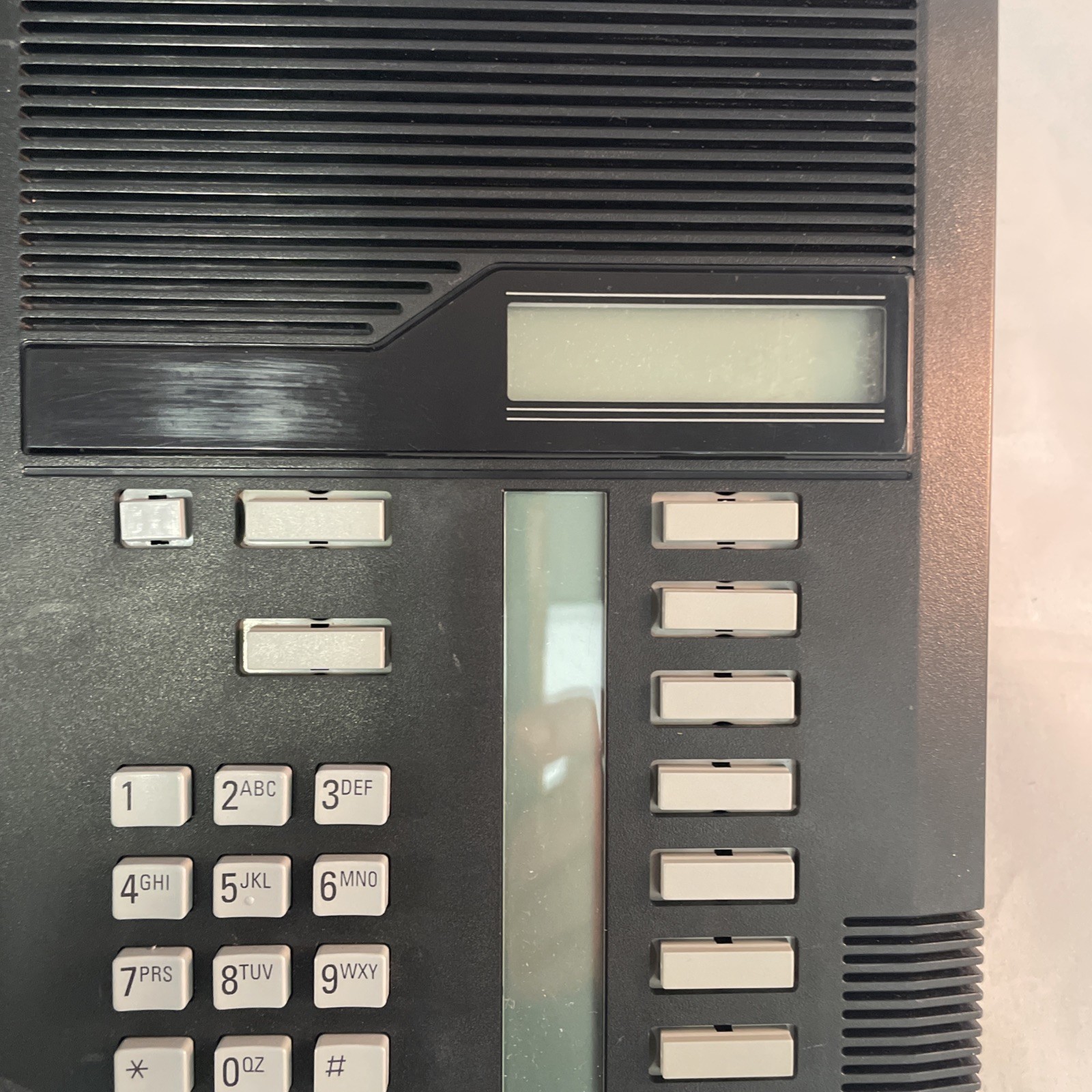 NORTEL M7208 BLACK REFURBISHED