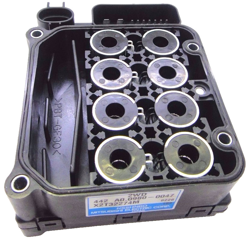 NEW GENUINE/ OEM X2T32274M X002T32274M 589004A050 589104A050 for HYUNDAI