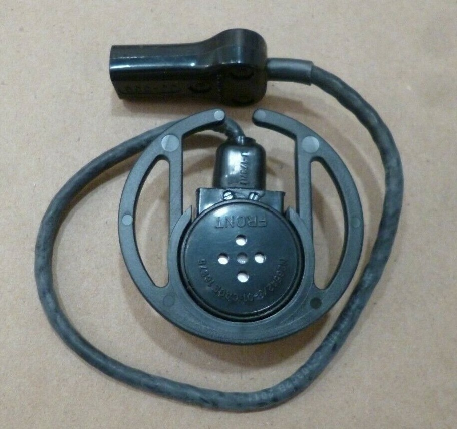 M26542/8-01 (M101) DYNAMIC MICROPHONE 150 Ohm W/ JJ-055 PLUG & CABLE ASSEMBLY