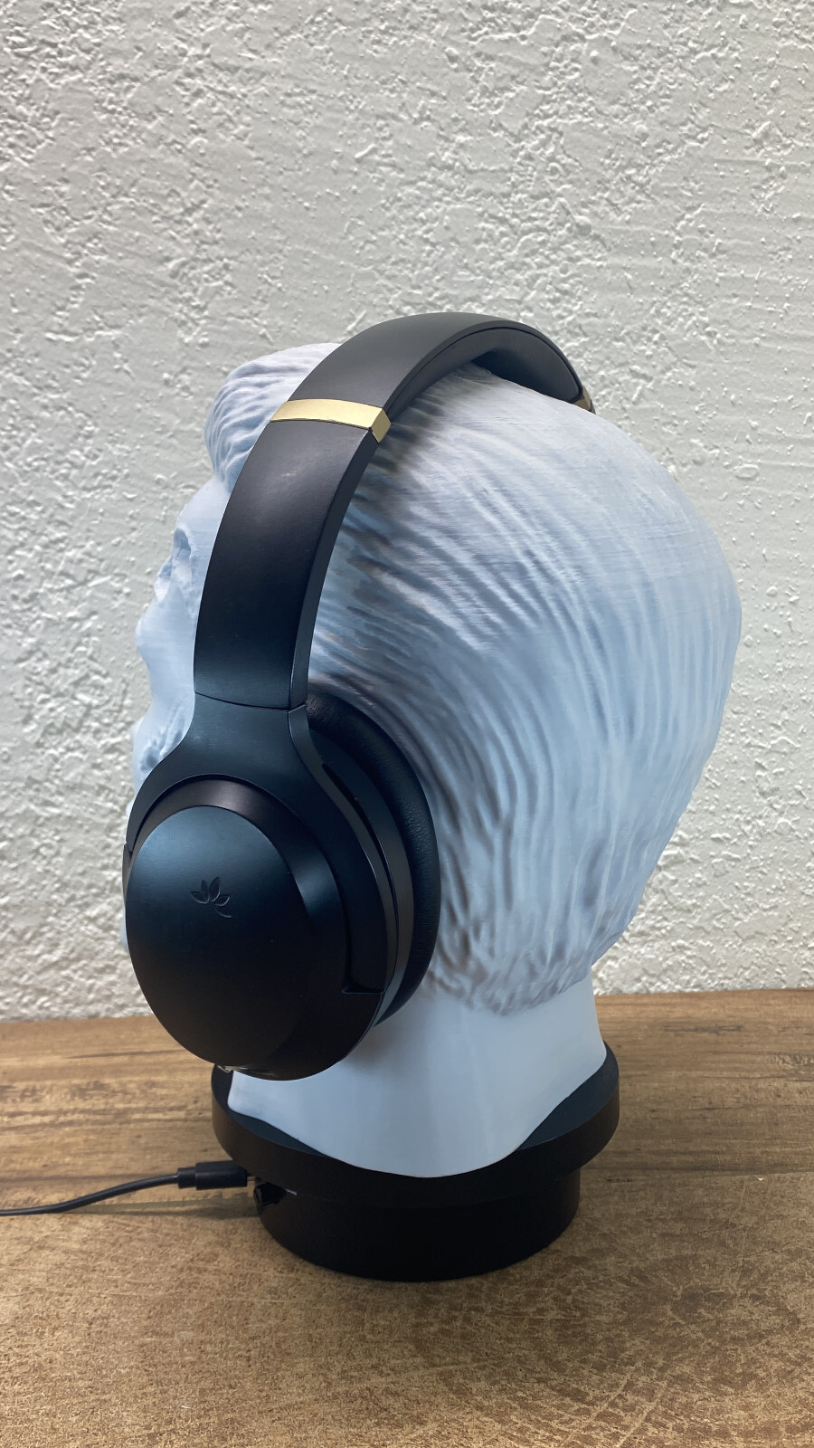 Arnold Schwarzenegger T800 Bust - Terminator Headphone Stand - Sci Fi Robot Deco