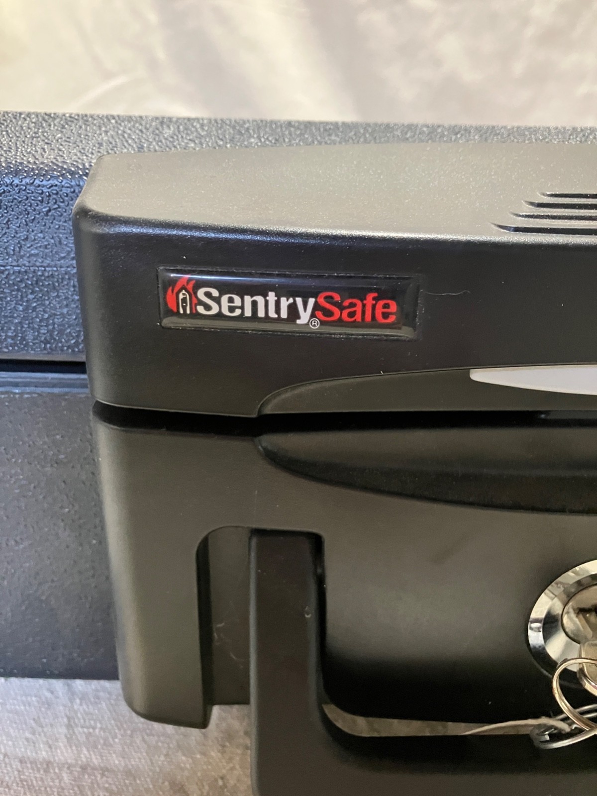 SentrySafe Chest Safe with Key Lock, Fire & Water-Resistant
