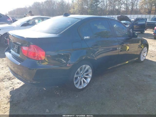 328I 2011 Glove Box 4956190