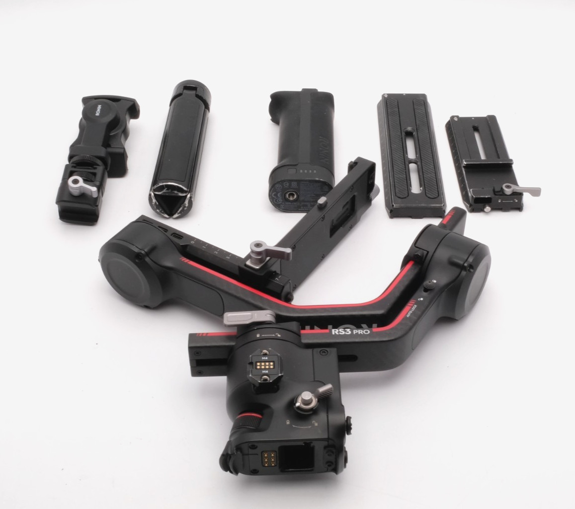 DJI RS 3 Pro Gimbal Stabilizer