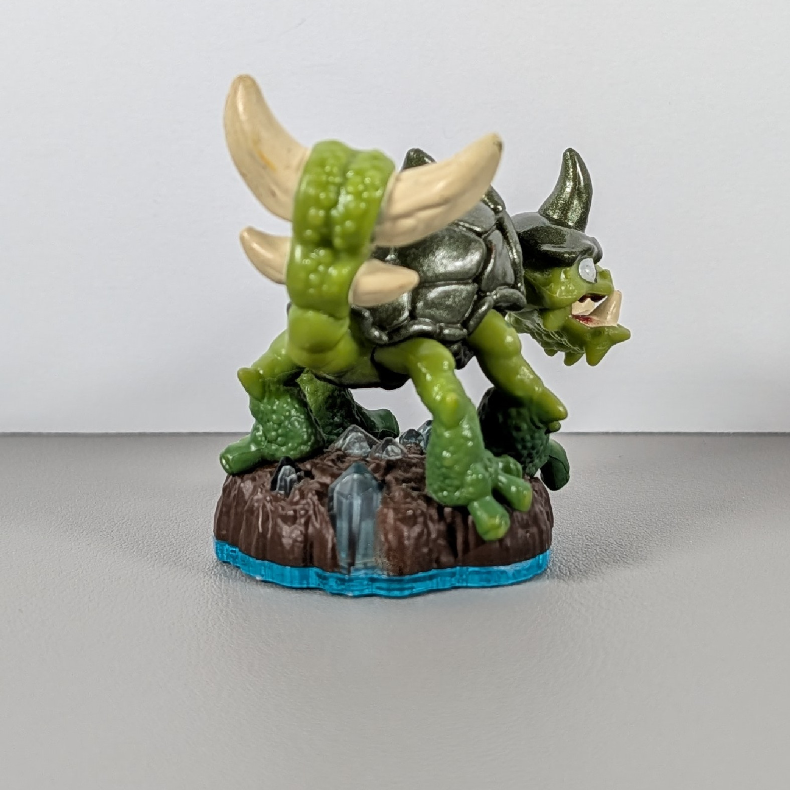 Skylanders Swap Force Figure – Slobber Tooth (Blue Base)