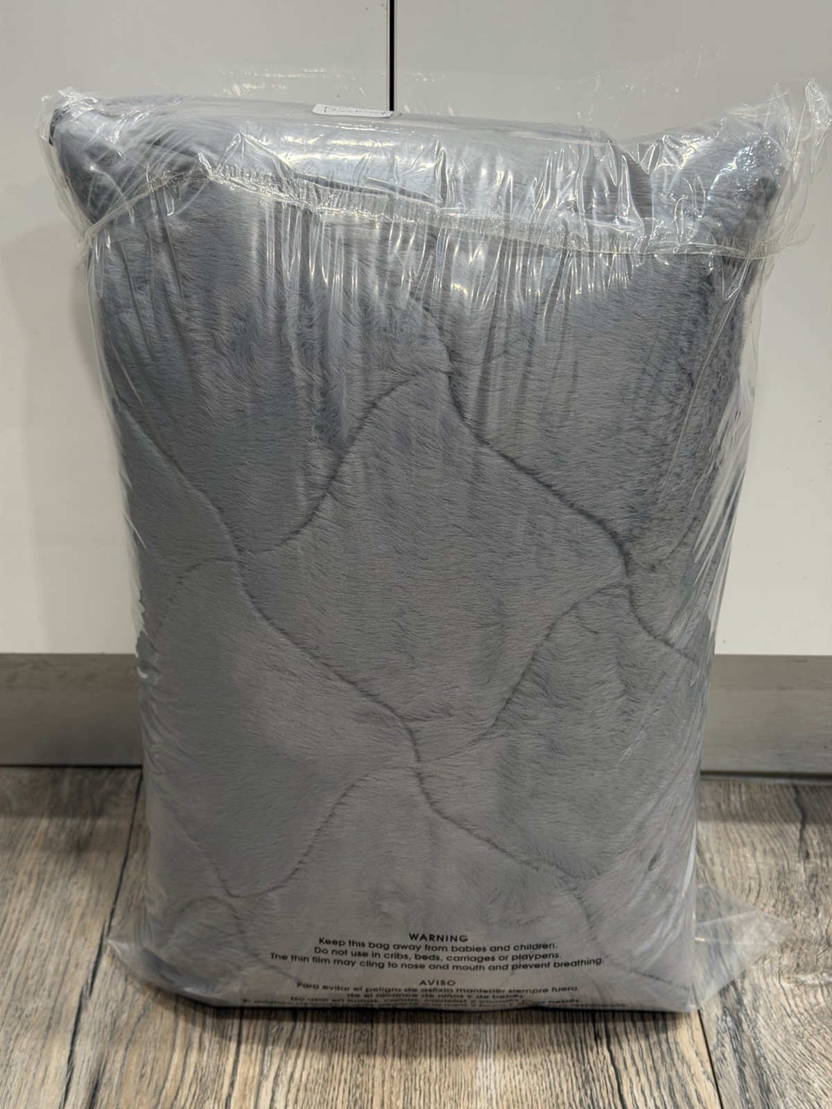 Brentwood Protective Sofa Overlay Grey Faux Fur 28x72” Waterproof Backing REPACK
