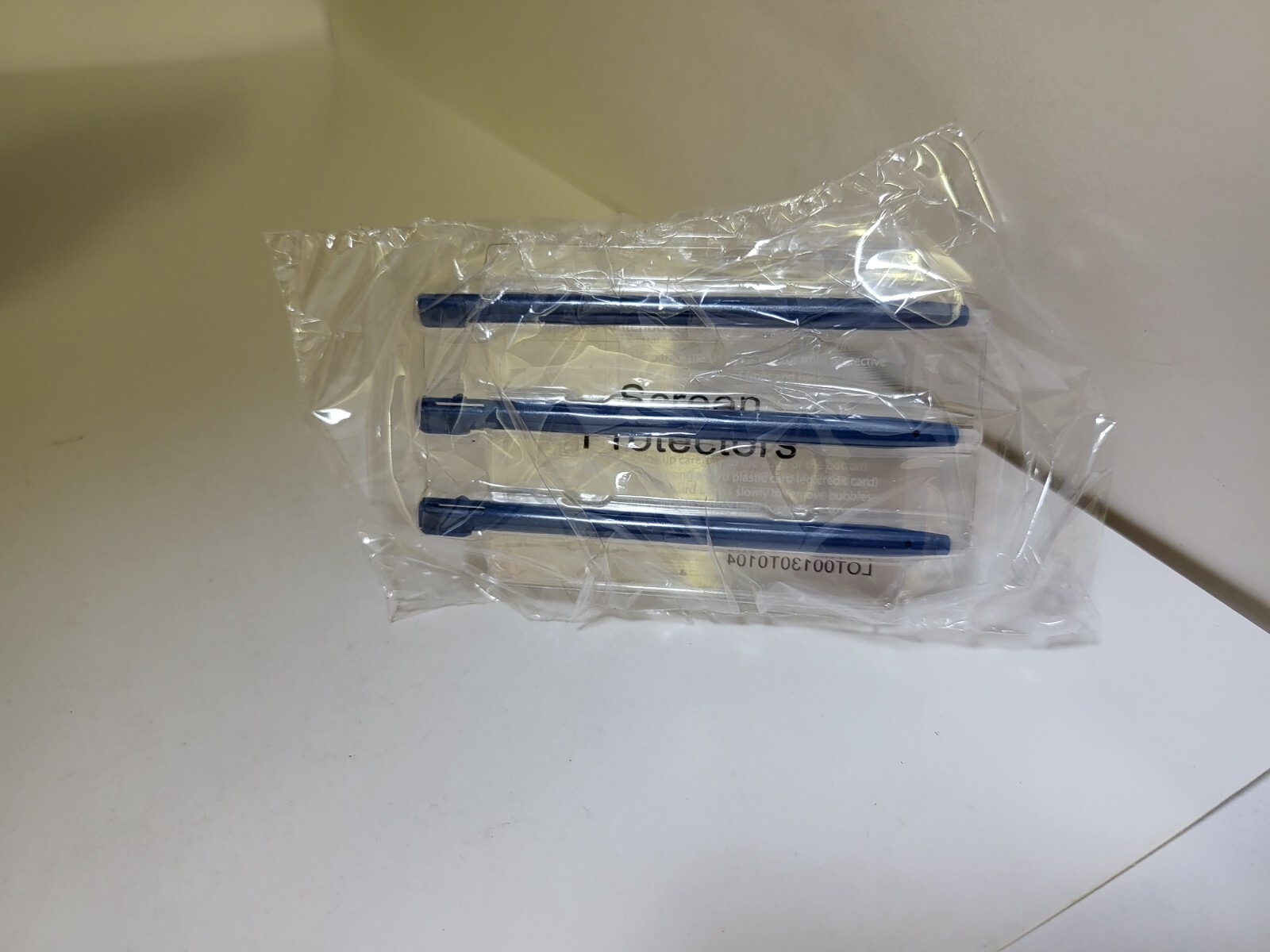 3 Dark Blue Stylus + 2 screen protectors for Nintendo DSi 1 Top & 1 Touch #B14
