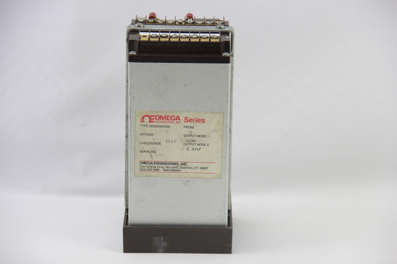 Omega 1612-3-0-899C Microprocessor Temperature Controller/Counter 120-240V