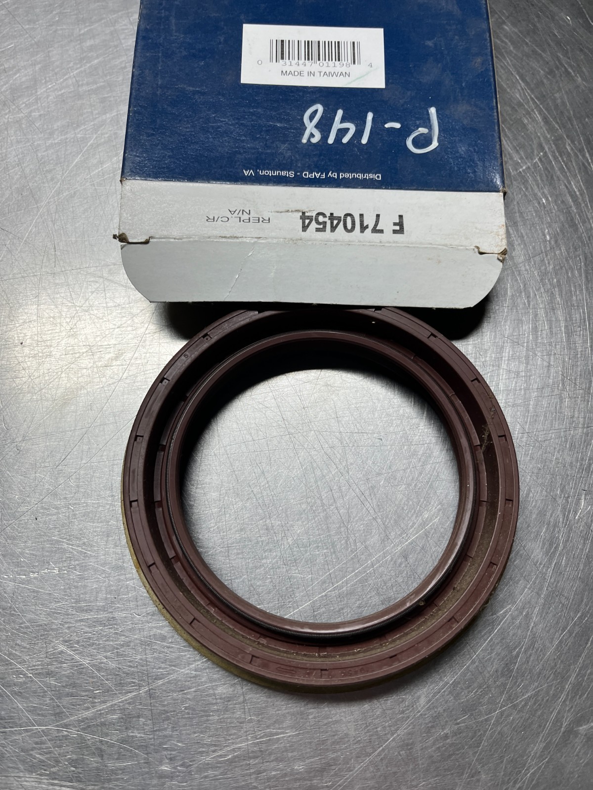 F710454 SRT SEAL