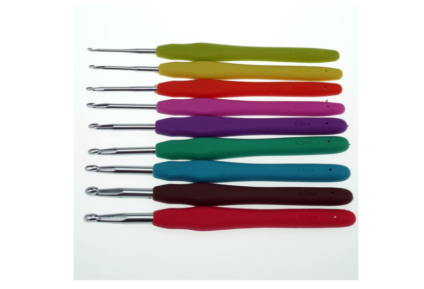 Crochet Hooks Set Amour Steel Pastel Ergonomic Easy Grip Bright Color US 9 Piece