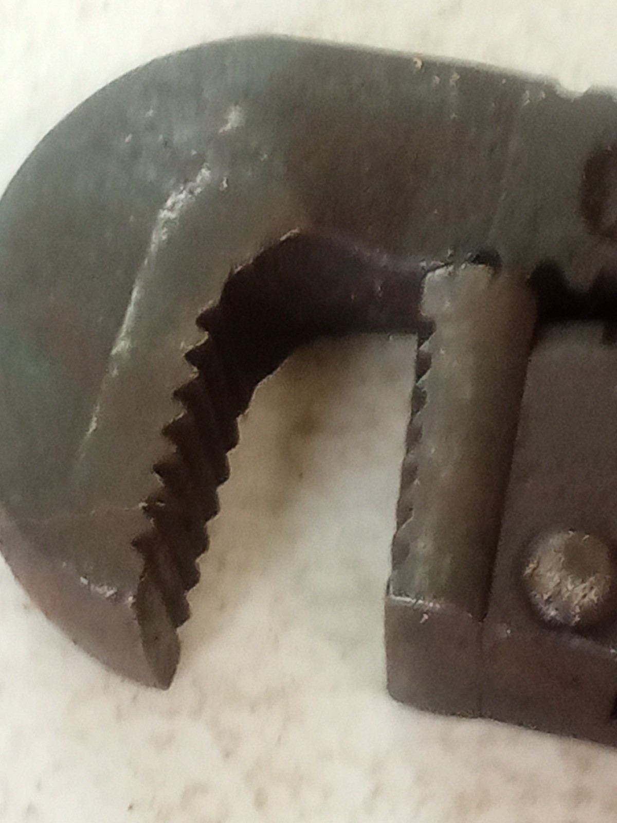 Oswego Tool Co Antique Pipe Wrench - 10"