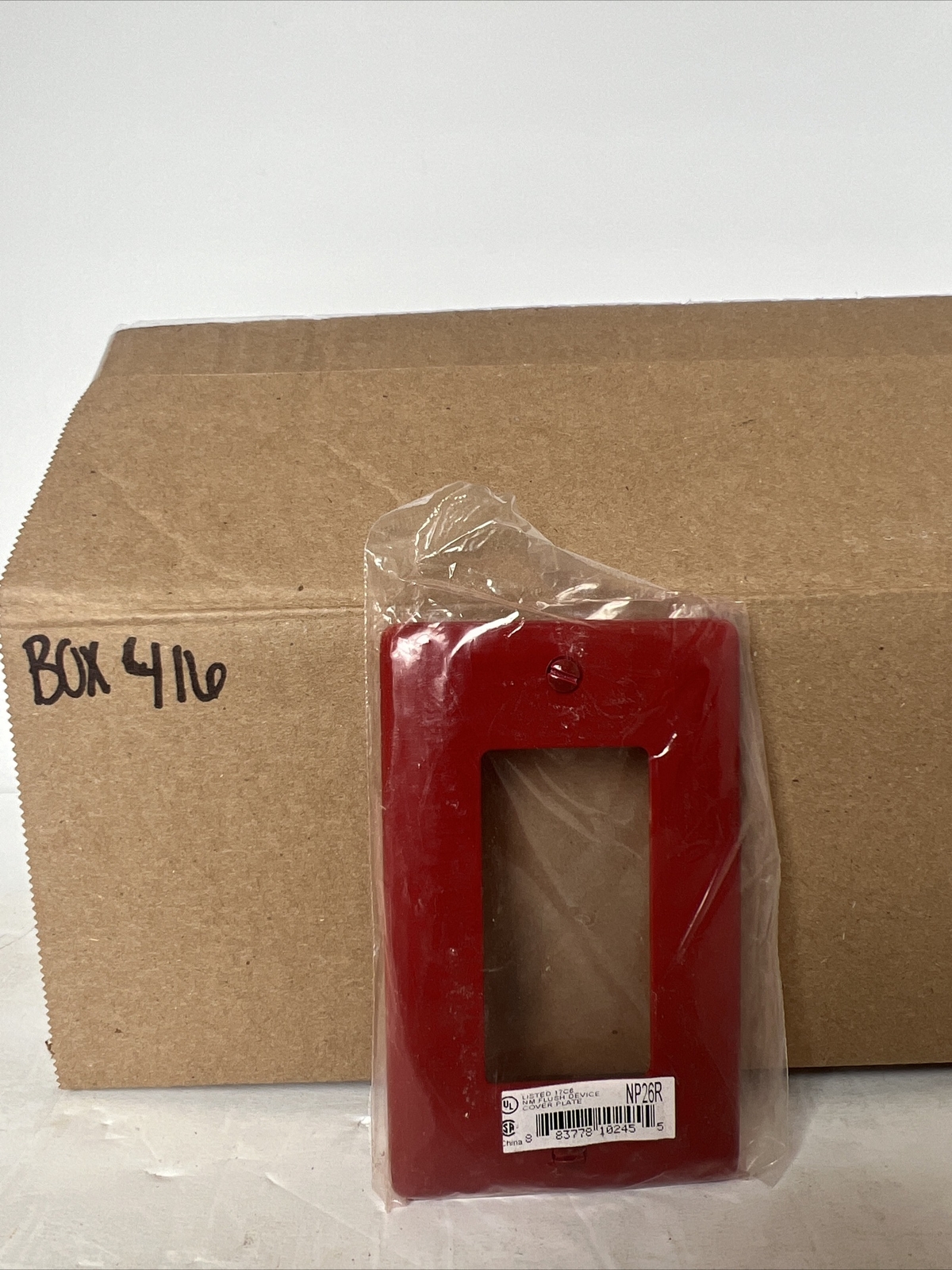 Hubbell NP26R Wall plate