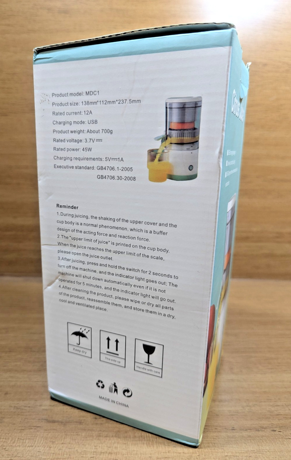 Wireless Juicer USB Rechargeable Portable Fruit Squeezer Orange Citrus Juicer
