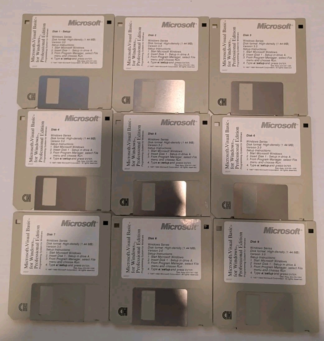 Microsoft Visual Basic 3.0 Professional Edition Complete Set of 9 3.5" Disks VTG