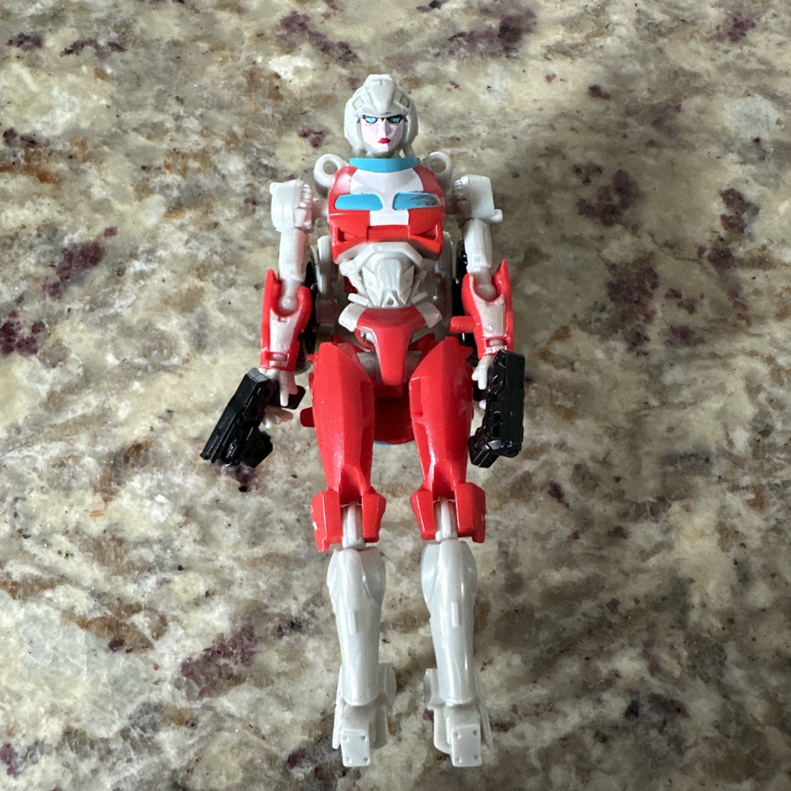 Vintage Transformer Rise Of The Beast She’s Fantastic Female 4” Tall Rare Only