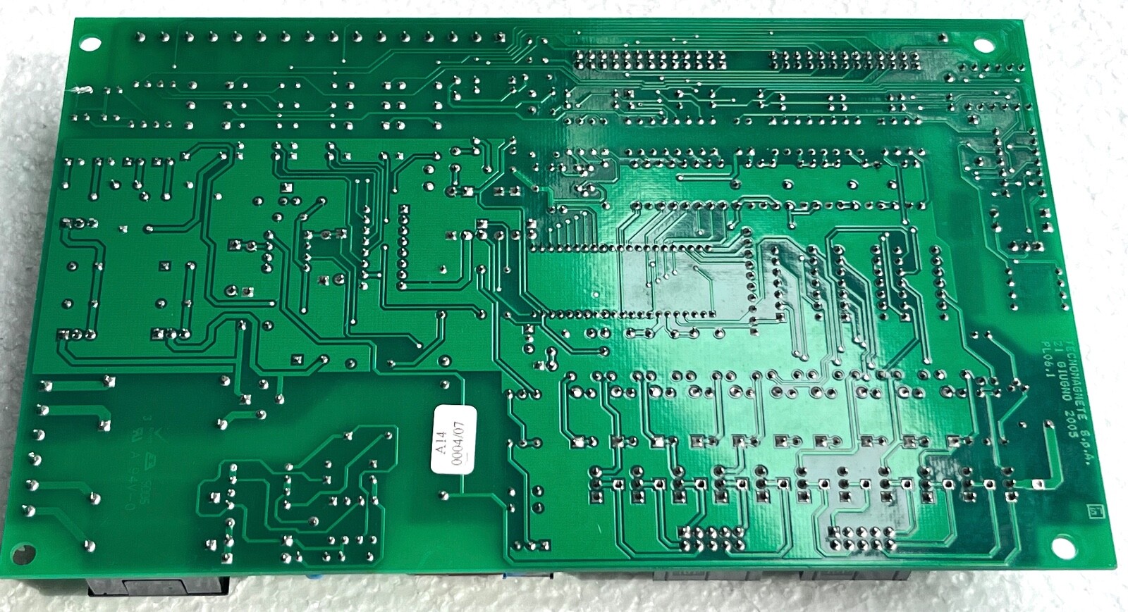 Technomagnete S.P.A 21 GIUGNO 2005 PL06.1 Circuit Control Board