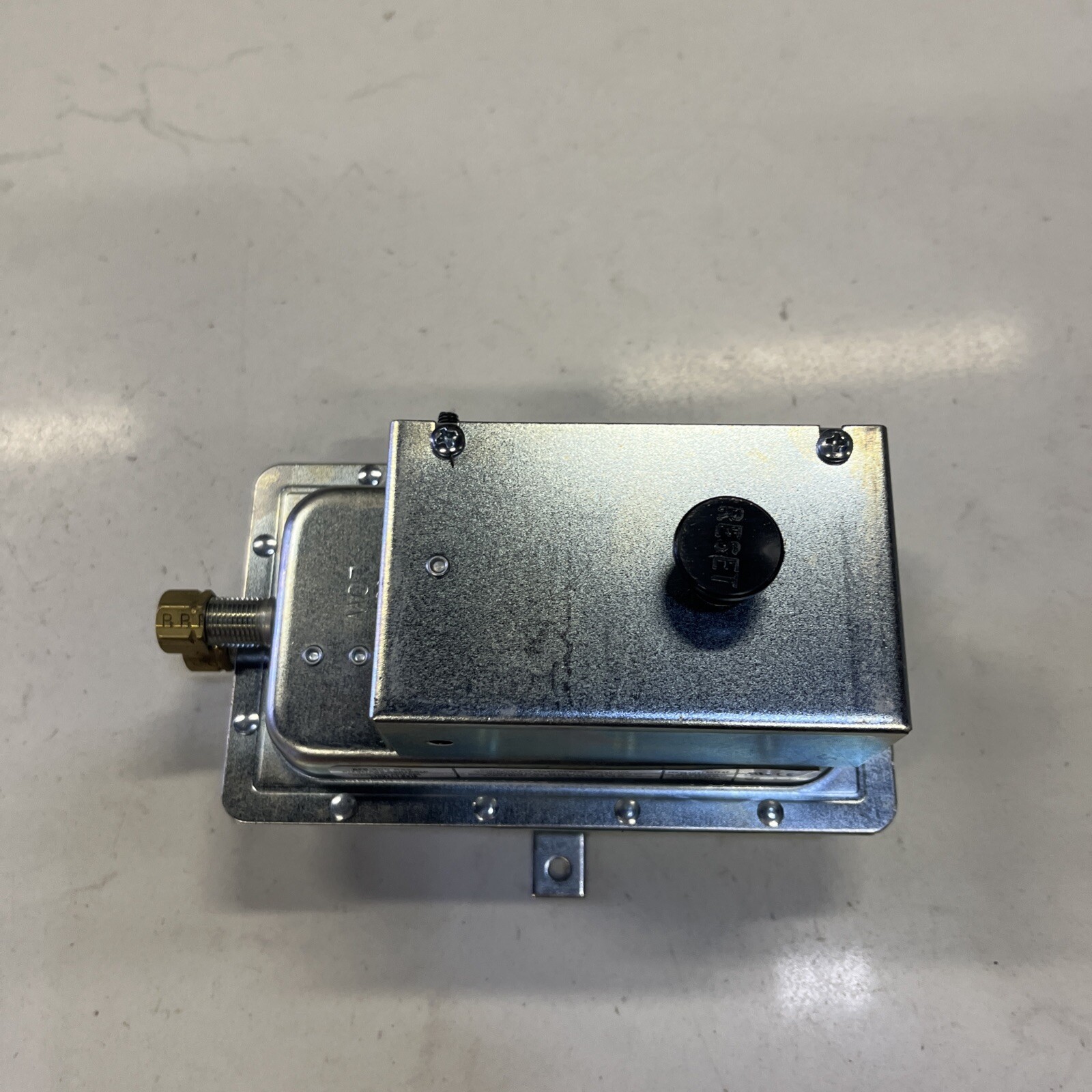 Cleveland Controls AFS-460-DSS Air Sensing Switch