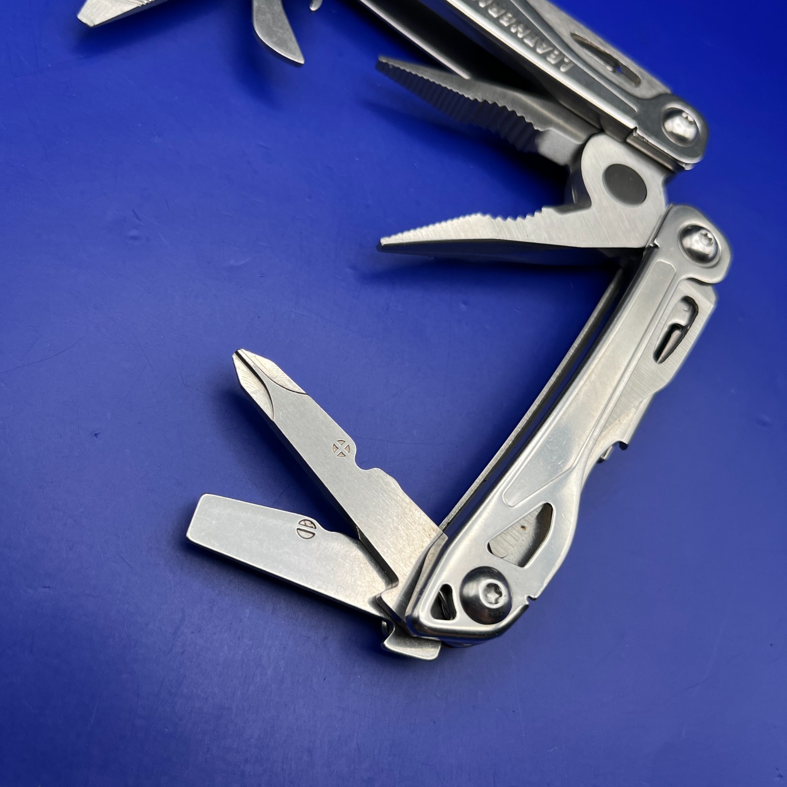 Leatherman Sidekick Multi-Tool, Knife, Pliers, Saw, Stainless