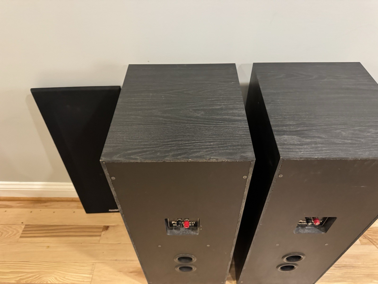 PARADIGM MODEL 9SE MKII REFERENCE STEREO SPEAKERS AUDIOPHILE MONITOR 9-SE Tested