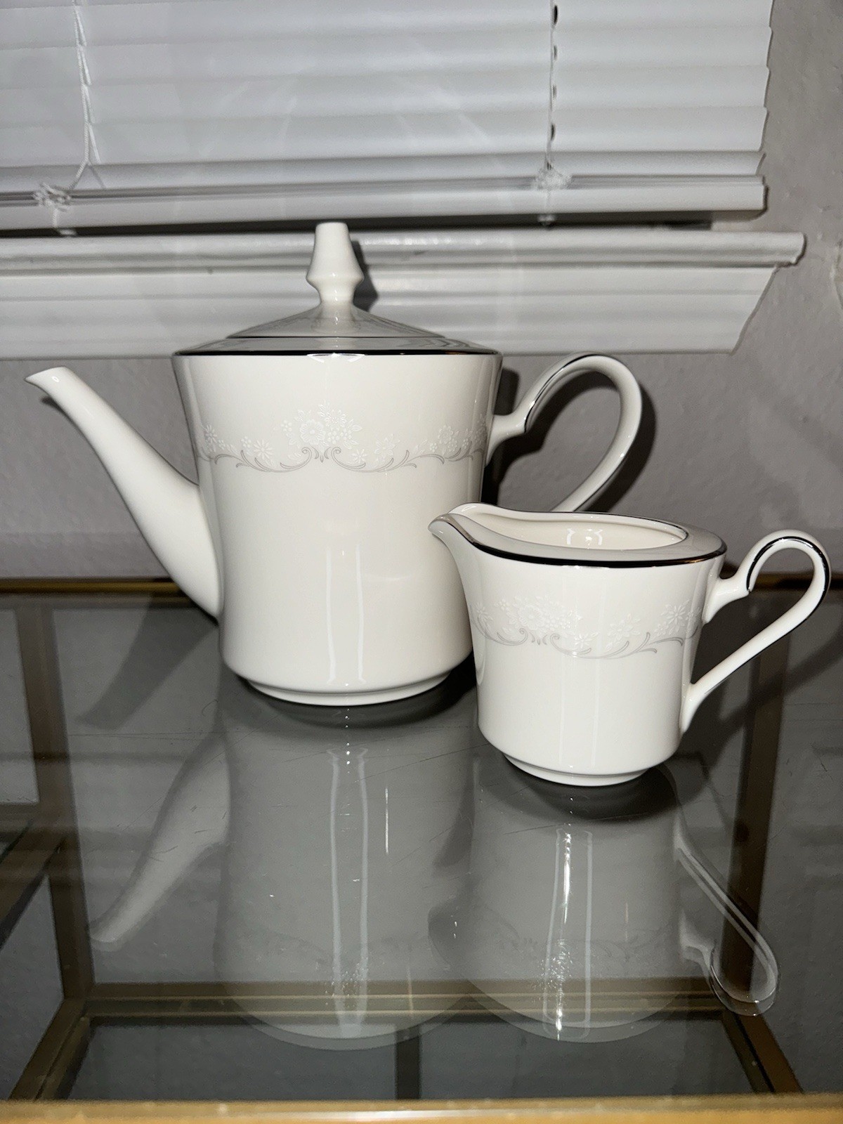 Noritake Irene - Teapot & Creamer Set