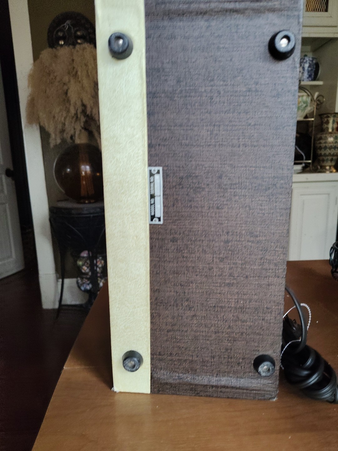 Kay Model # 703- 1x8" / Combo Amplifier 1962 - Brown & Cream . Tested & Working