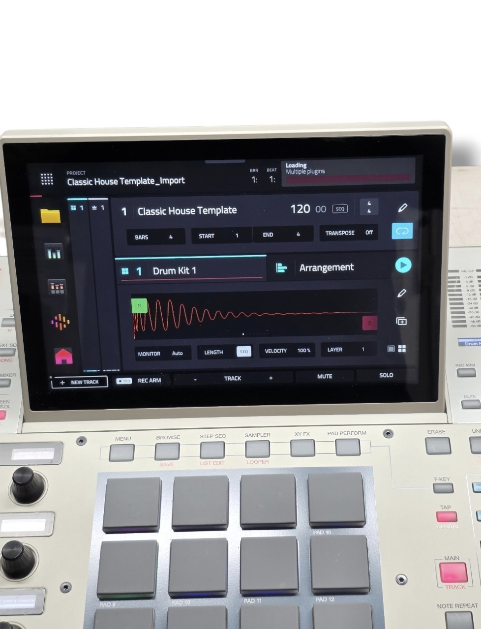 Akai Professional MPC x SE Standalone Sampler Sequencer. Mint Condition.