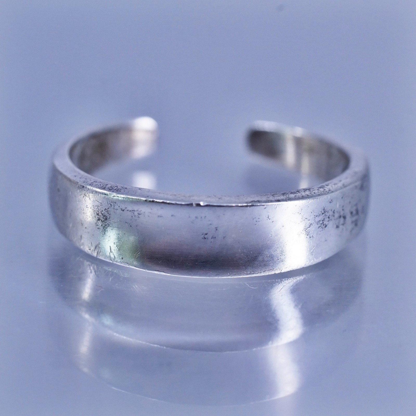Size 5, VTG southwestern Sterling 925 silver handmade ring, textured open band