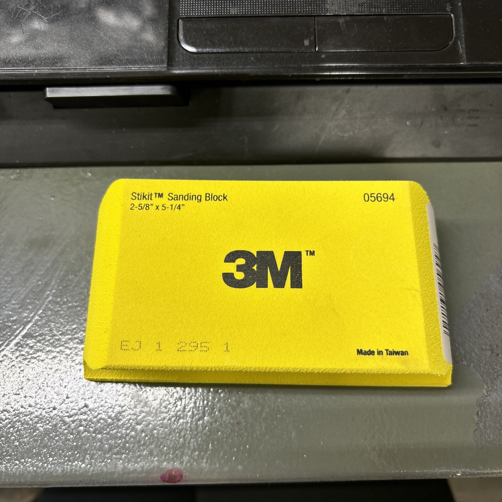 3M 05694, Stikit Sanding Block. 2-5/8"x5-1/4" (one block)