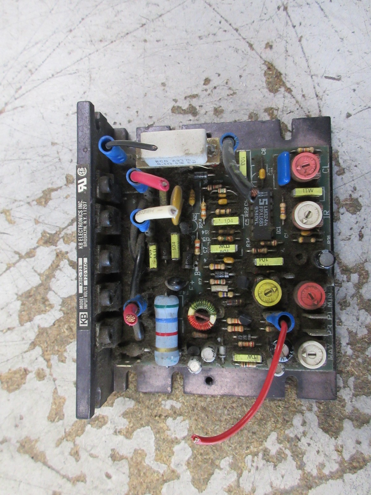 KB Electronics Motor Speed Control KBIC-125 Input: 120VAC Used