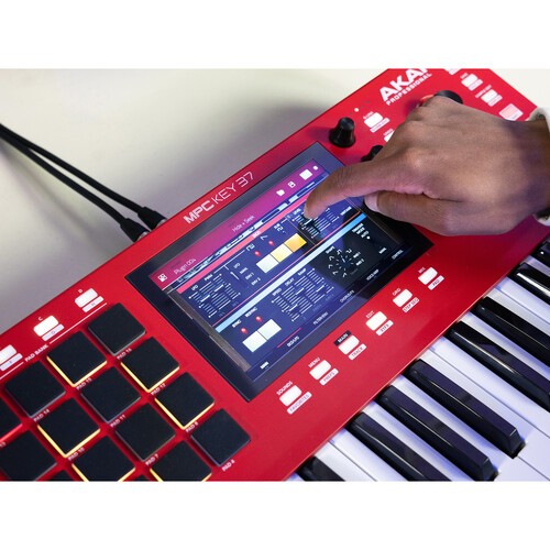 Akai MPC Key 37 Standalone Keyboard Workstation with Sampler (Open Box)