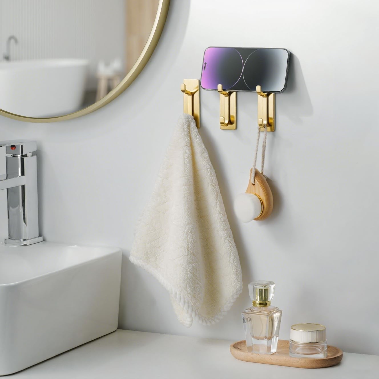 Self Adhesive Wall Hooks for Hanging Extra Strong 13 LB, Hook for Coat, Towel i