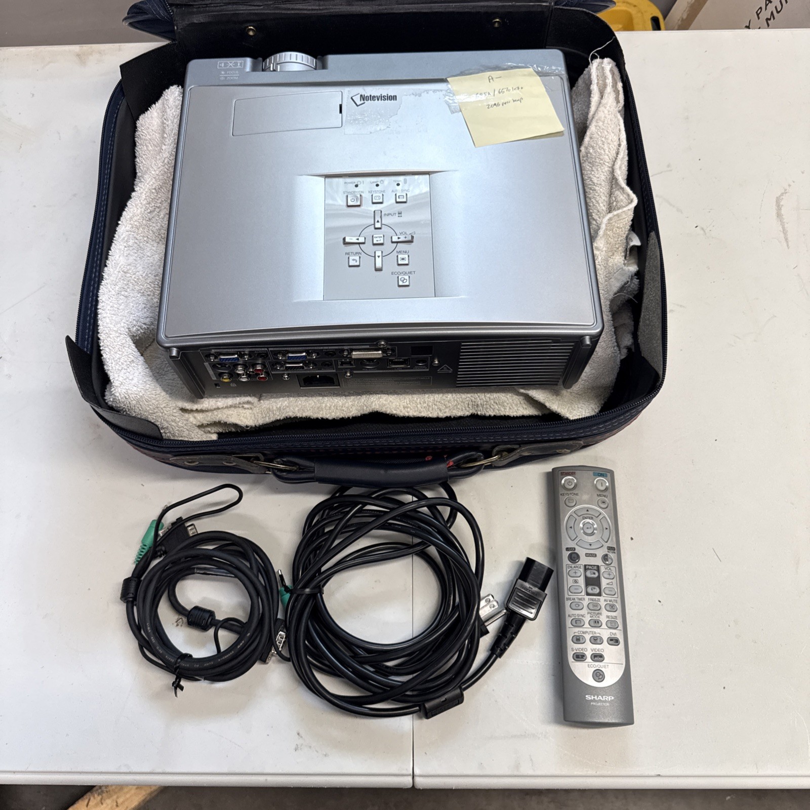 Used Sharp XG-C330X 3LCD Projector 6600 Lamp Hours Remaining