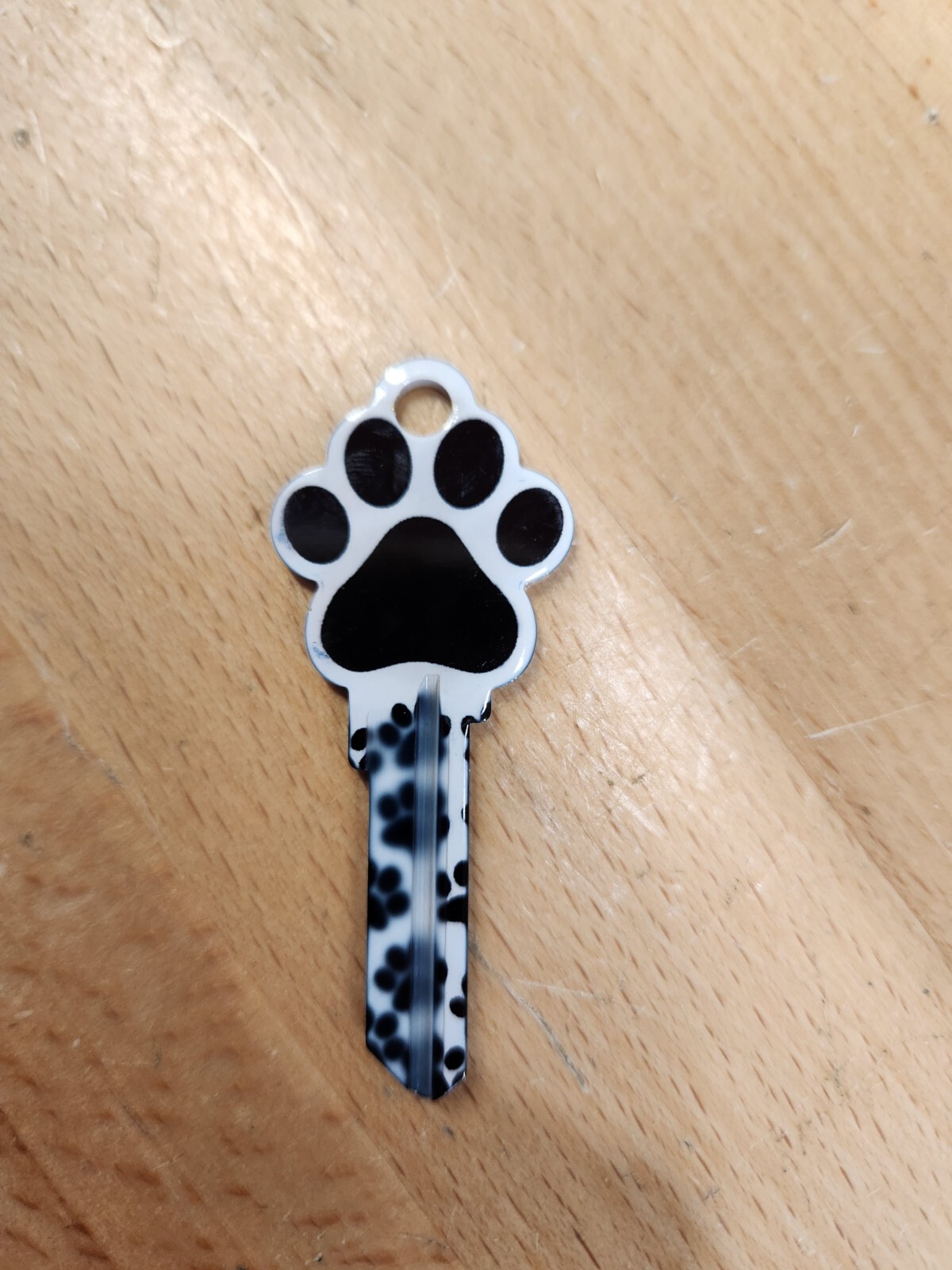 PAW PRINT SHAPED KWIKSET KW1/KW10 KEYBLANK - READ DETAILS BELOW