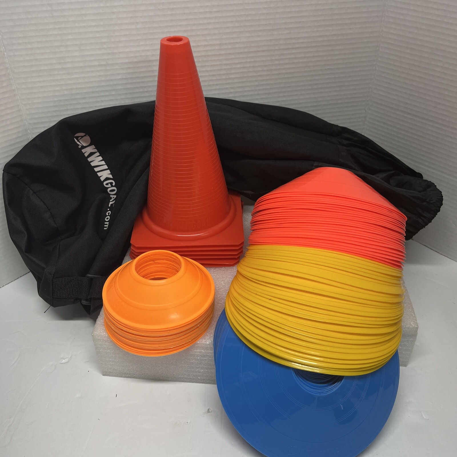 KWIKGOAL 95 Pcs Multicolor Disc Cones Soccer/ Football/Track & Field
