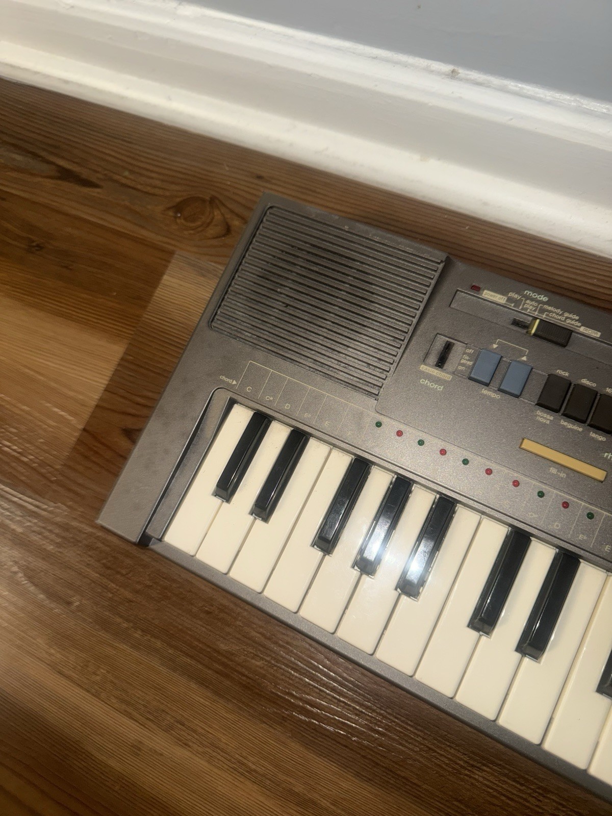 Casio Casiotone MT-820 +Rom Pack/RO-554 Family Songs Electric Keyboard 49 keys