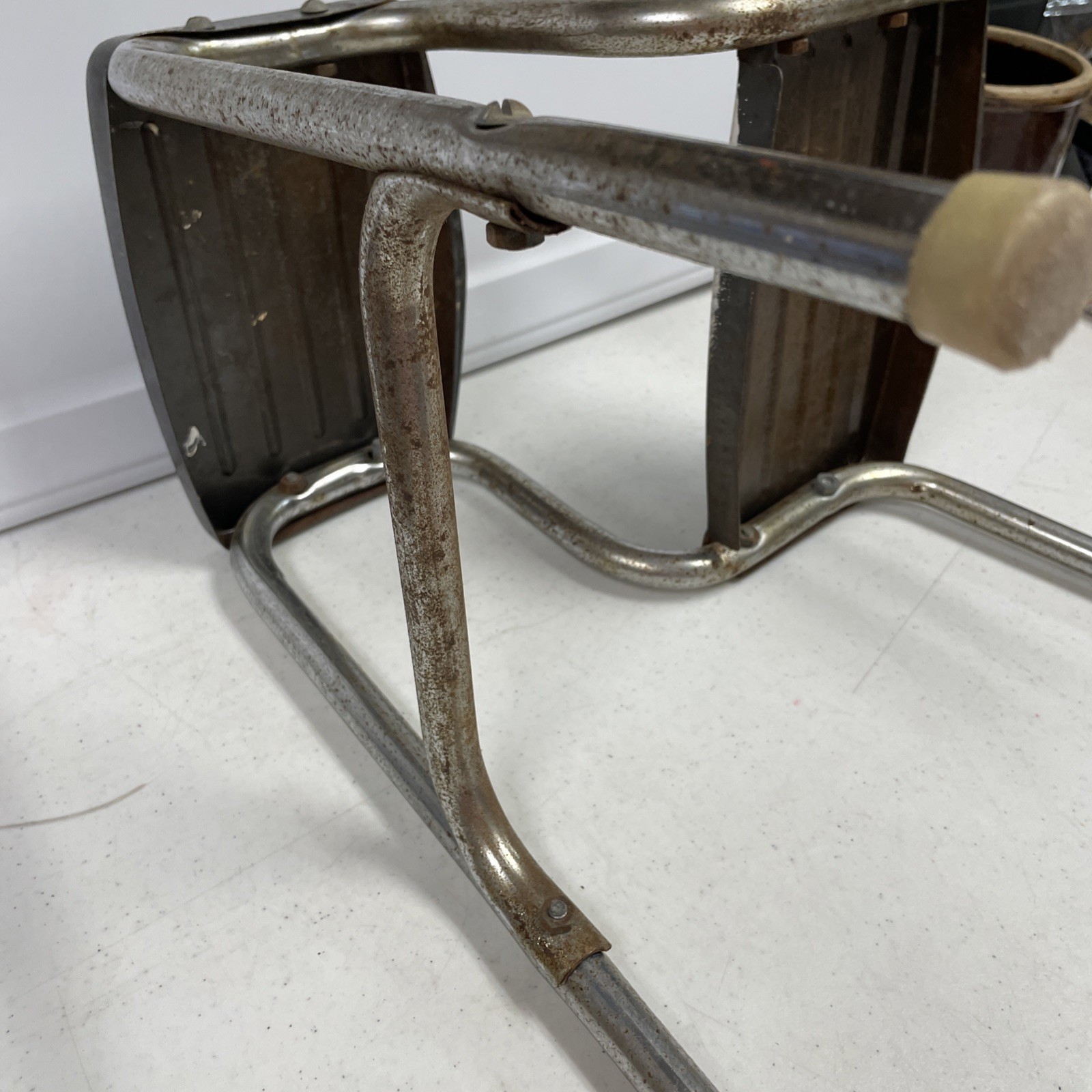 Griswold Two Step Stool Vintage Rusty Primitive Missing Nonskid Rubber ￼