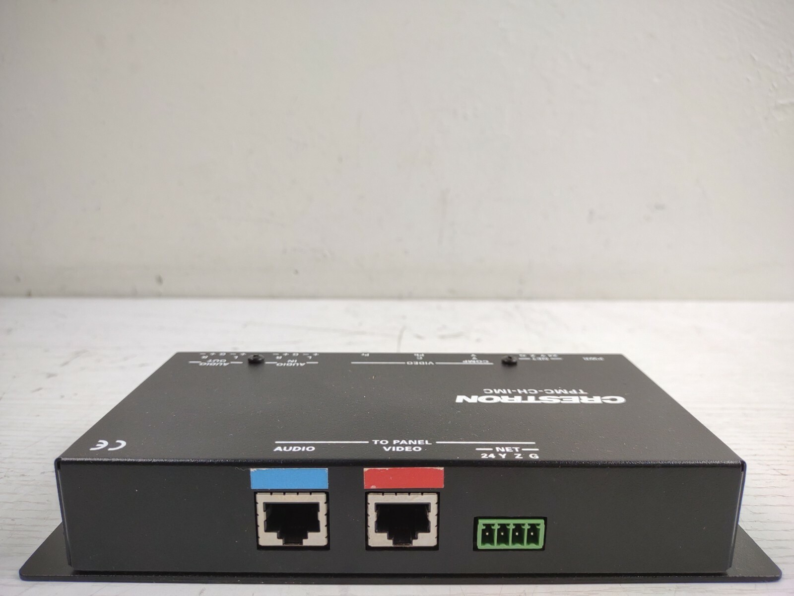 CRESTRON TPMC-CH-IMC BALANCED AV INTERFACE MODULE