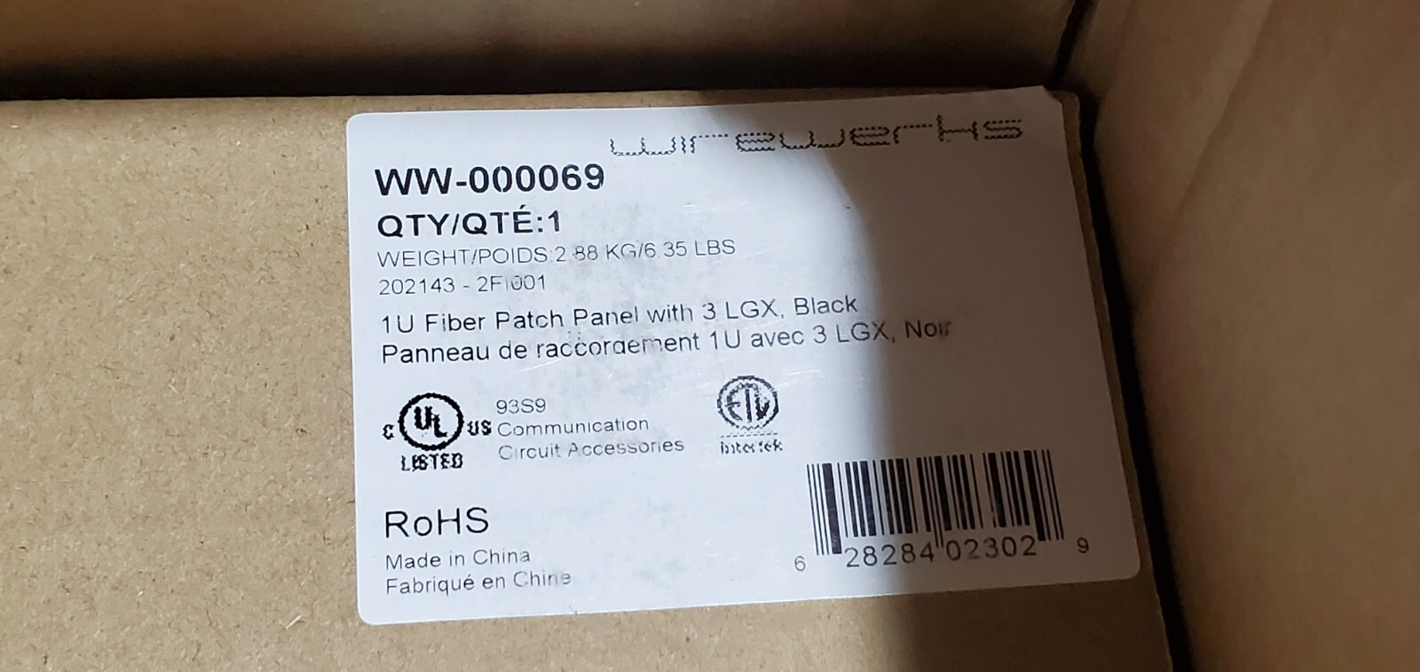 1U Fiber Patch Panel, Capacity 3 LGX compatible slots, Black