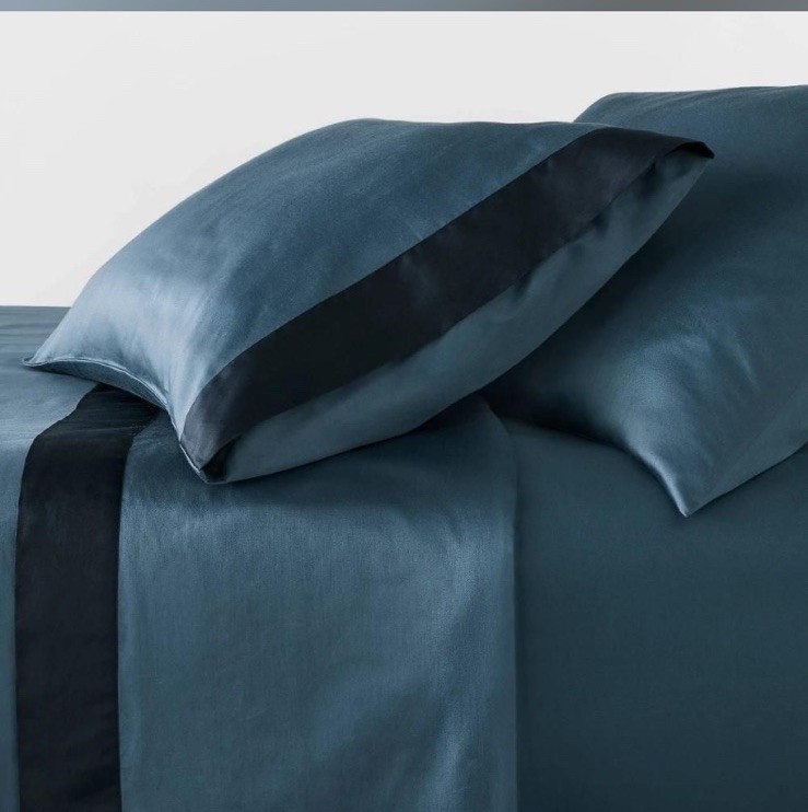 Twin XL 300 Thread Count Contrast Border Set Blue THRESHOLD 3 Pc