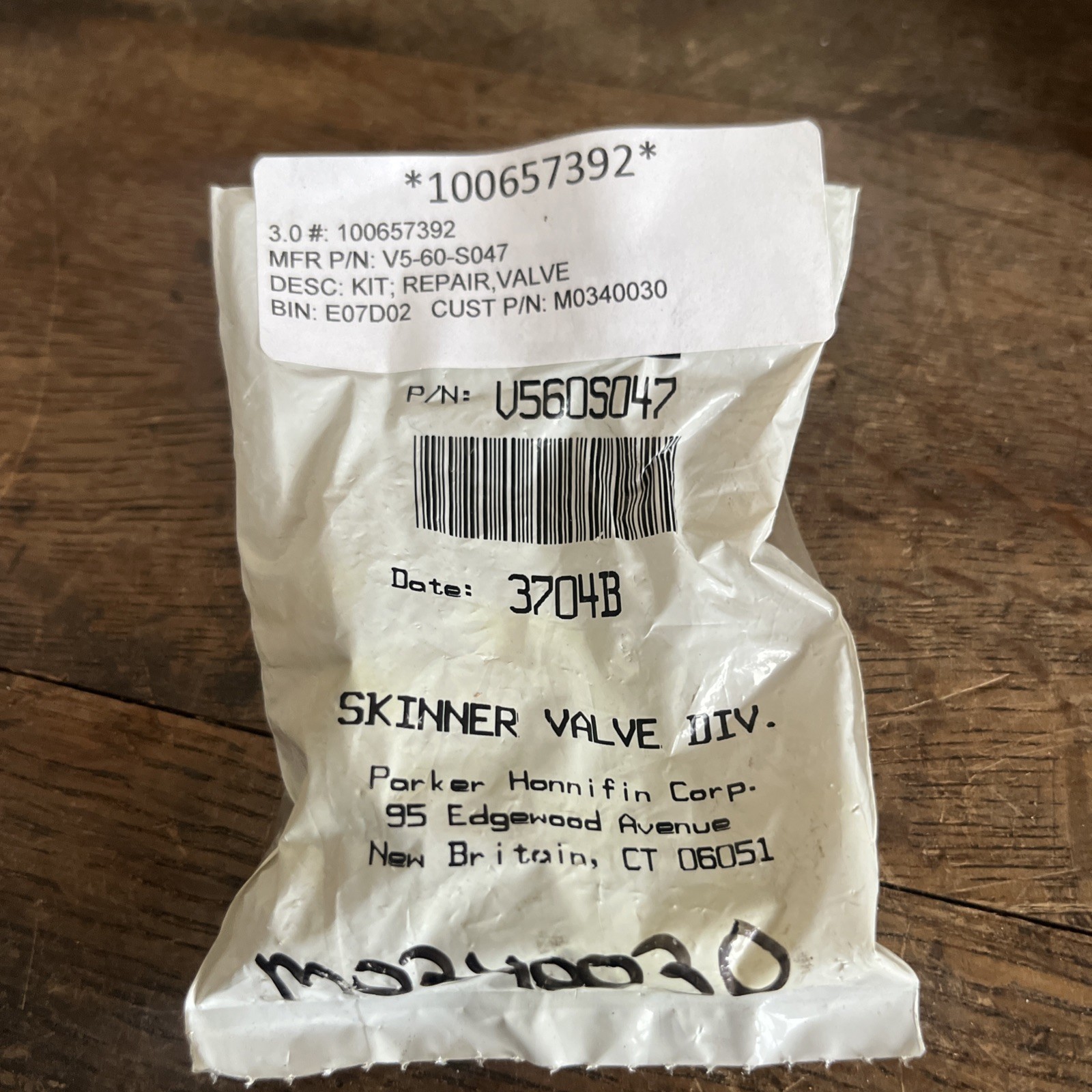 NOS PARKER V560S047 REPAIR KIT